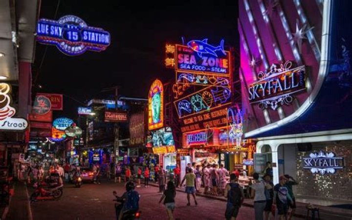 Exploring the Vibrant Thai Nightlife in Pattaya: A Complete Guide